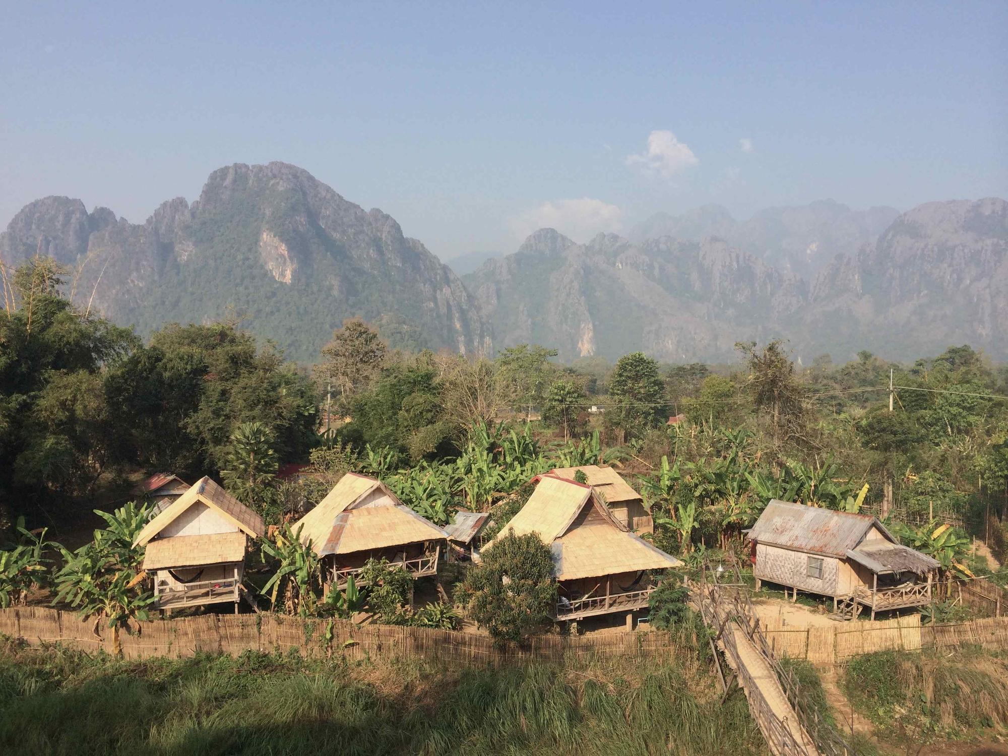 Champa Lao Bungalows Hotel Vang Vieng Bagian luar foto