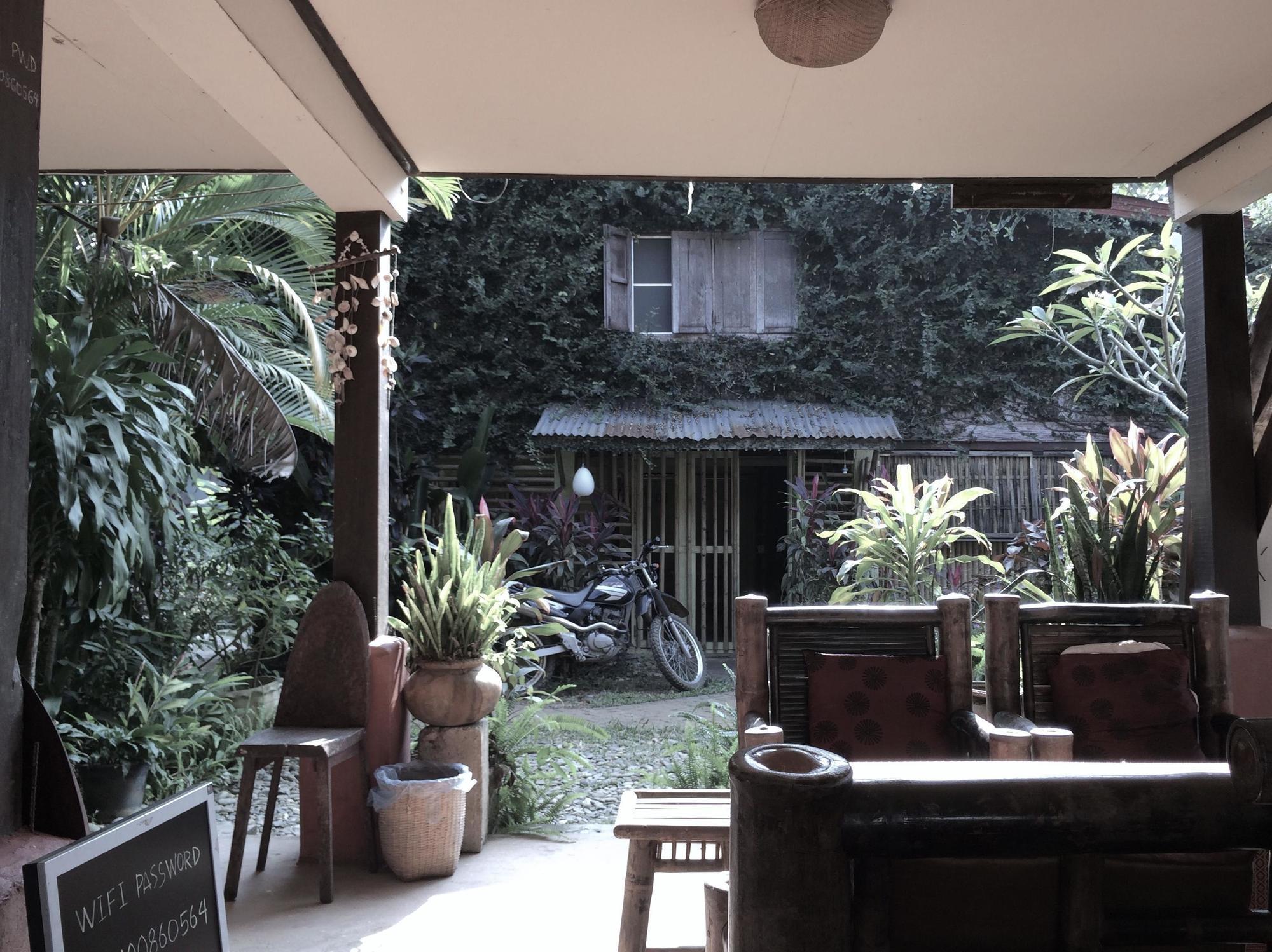 Champa Lao Bungalows Hotel Vang Vieng Bagian luar foto
