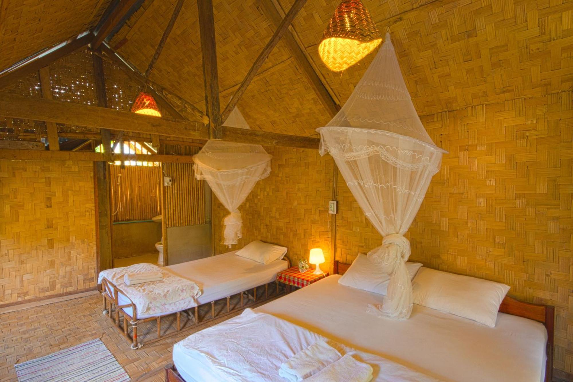 Champa Lao Bungalows Hotel Vang Vieng Bagian luar foto