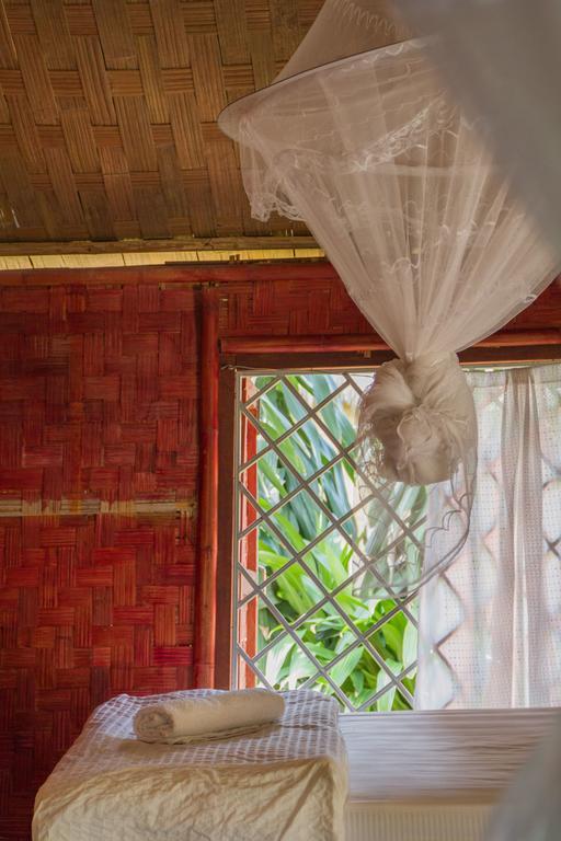 Champa Lao Bungalows Hotel Vang Vieng Bagian luar foto