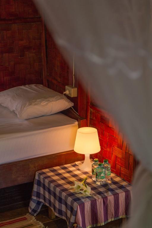Champa Lao Bungalows Hotel Vang Vieng Bagian luar foto