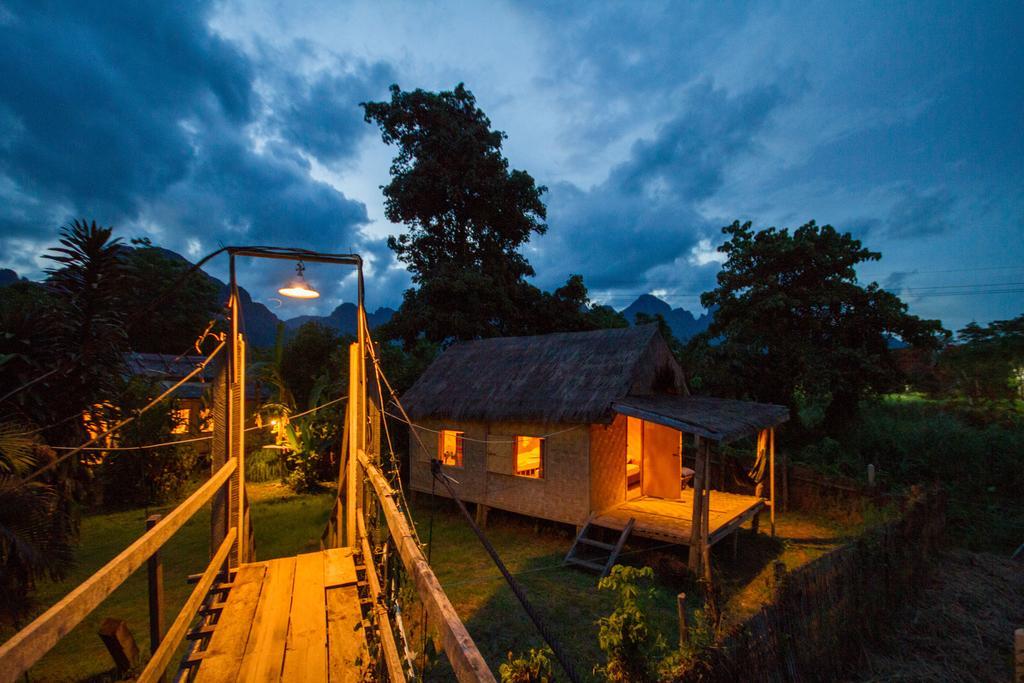 Champa Lao Bungalows Hotel Vang Vieng Bagian luar foto