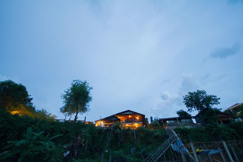 Champa Lao Bungalows Hotel Vang Vieng Bagian luar foto