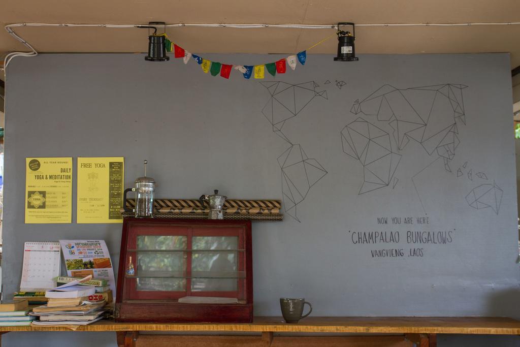 Champa Lao Bungalows Hotel Vang Vieng Bagian luar foto
