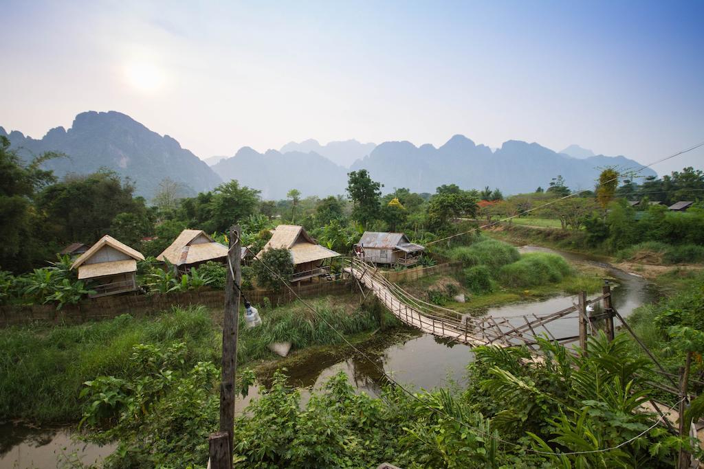 Champa Lao Bungalows Hotel Vang Vieng Bagian luar foto