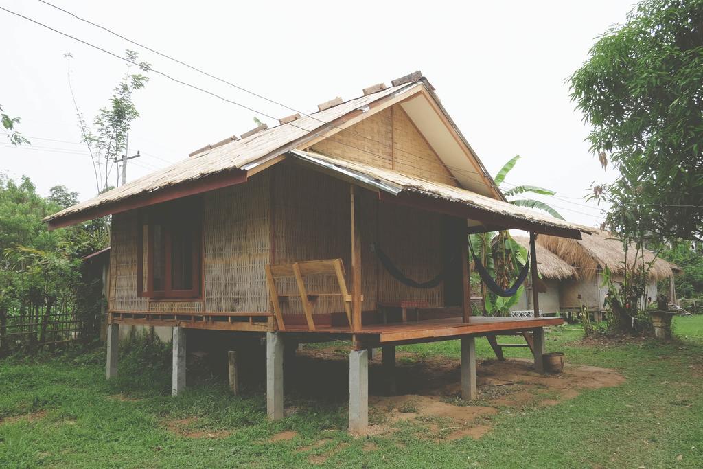 Champa Lao Bungalows Hotel Vang Vieng Bagian luar foto