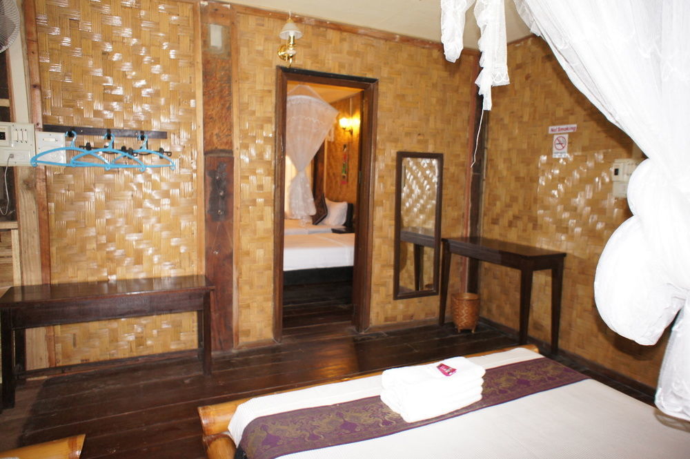 Champa Lao Bungalows Hotel Vang Vieng Bagian luar foto