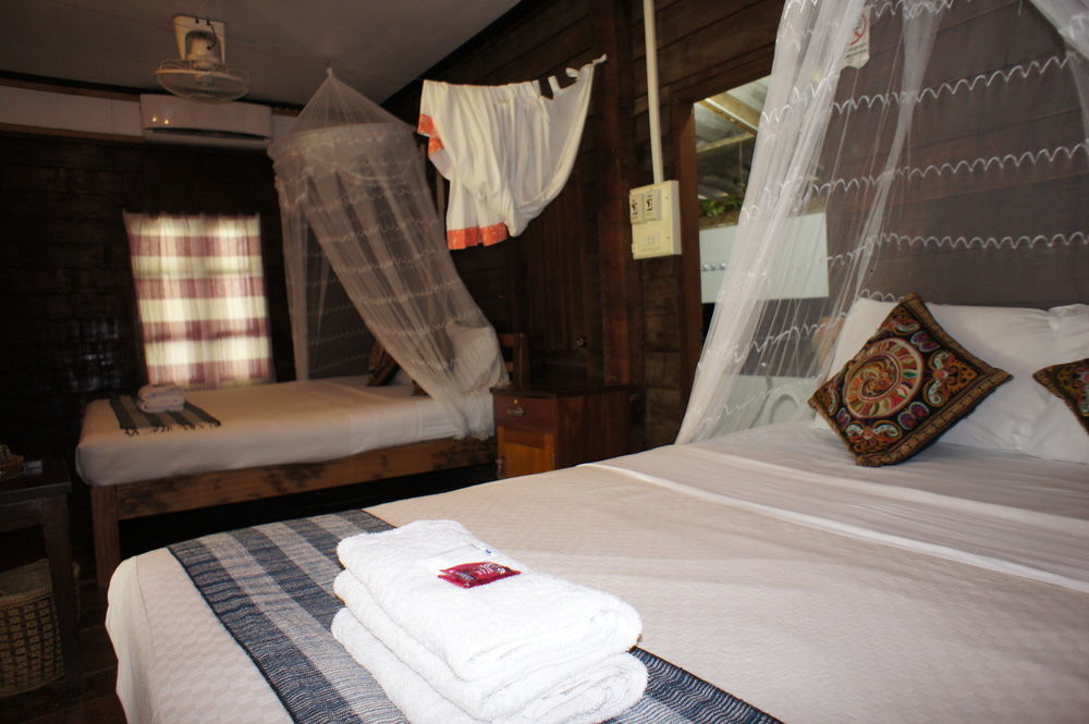 Champa Lao Bungalows Hotel Vang Vieng Bagian luar foto