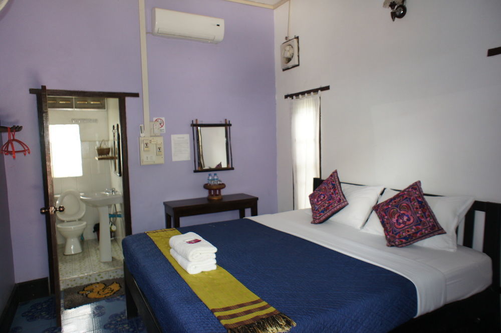 Champa Lao Bungalows Hotel Vang Vieng Bagian luar foto