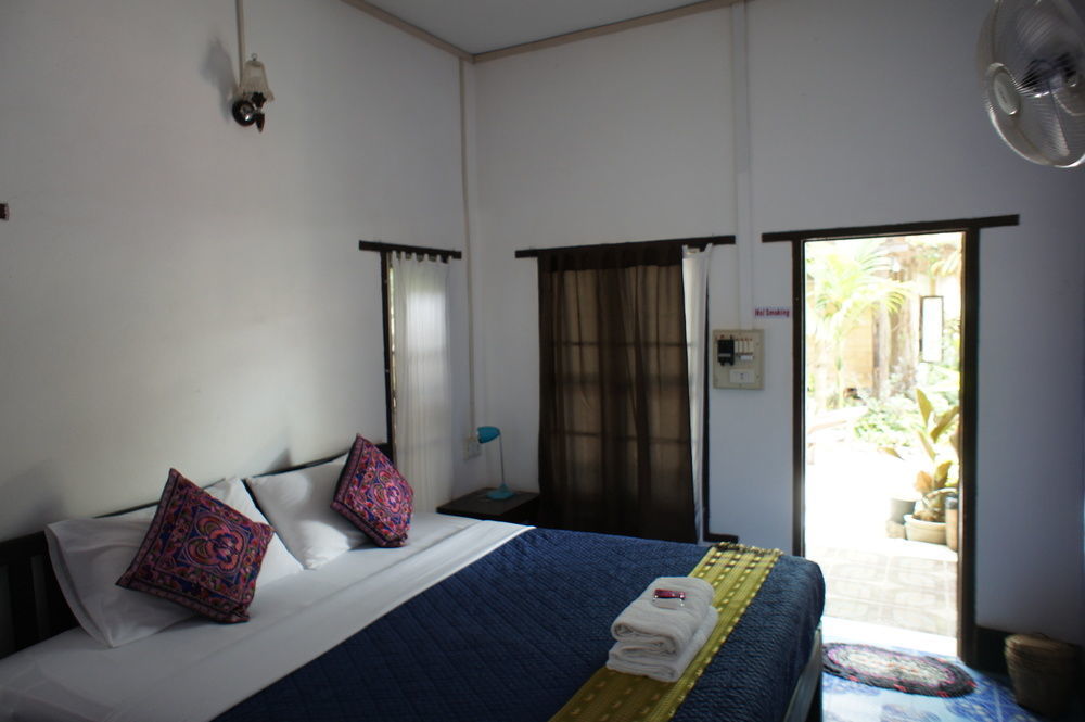 Champa Lao Bungalows Hotel Vang Vieng Bagian luar foto