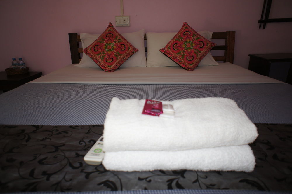 Champa Lao Bungalows Hotel Vang Vieng Bagian luar foto